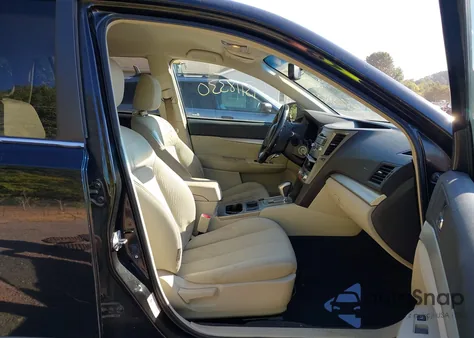 2010 Subaru Outback 2.5I Premium из США, поврежденный, VIN 4S4BRCFC4A3331208